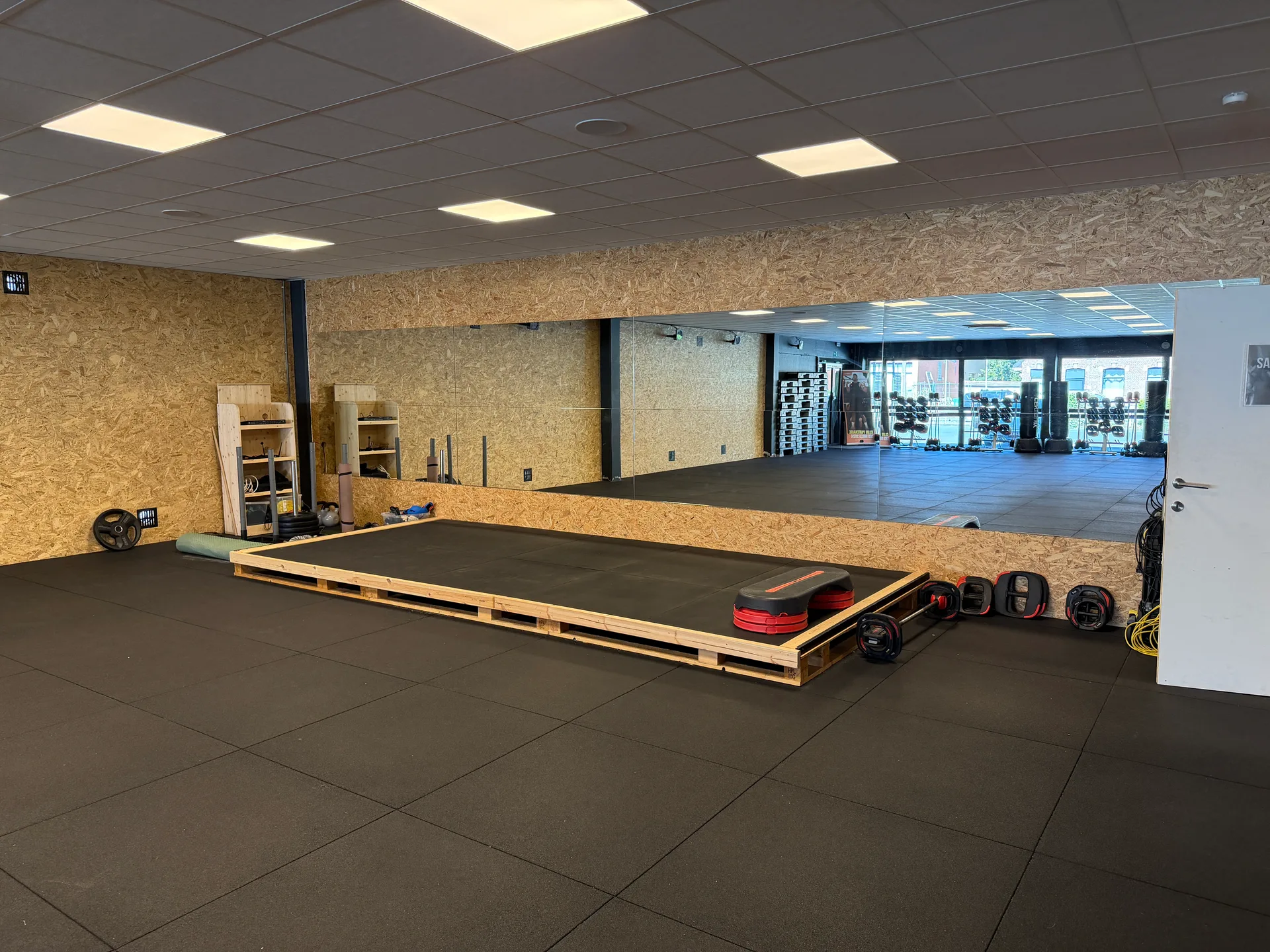 Salle 2 — espace collectif 120m²